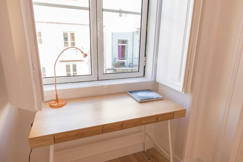 Historical Apartament Santos II Лиссабон Португалия