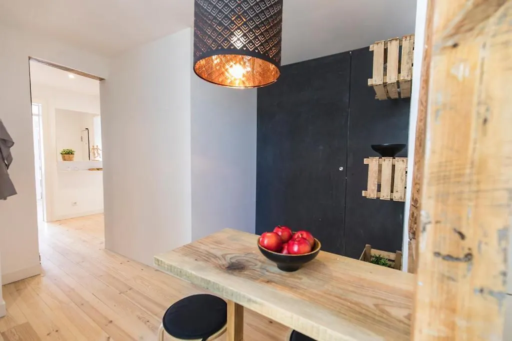 Historical Apartament Santos II Лиссабон Апартаменты